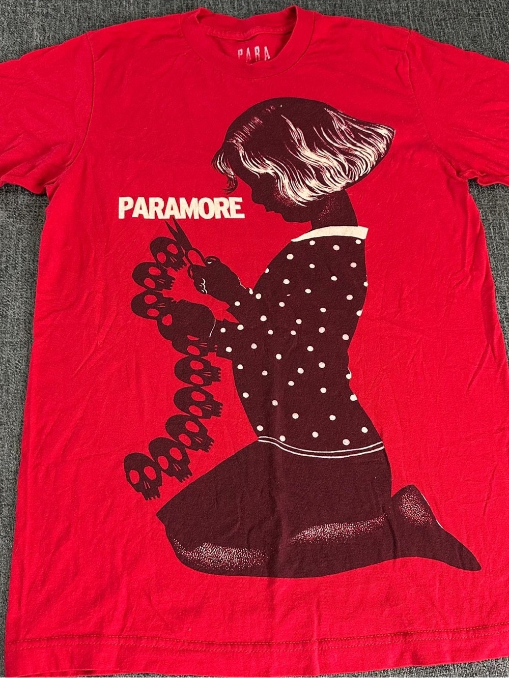 Paramore Graphic Tee Red Cotton Unisex Size M Vintage Style Reprint Rock Band